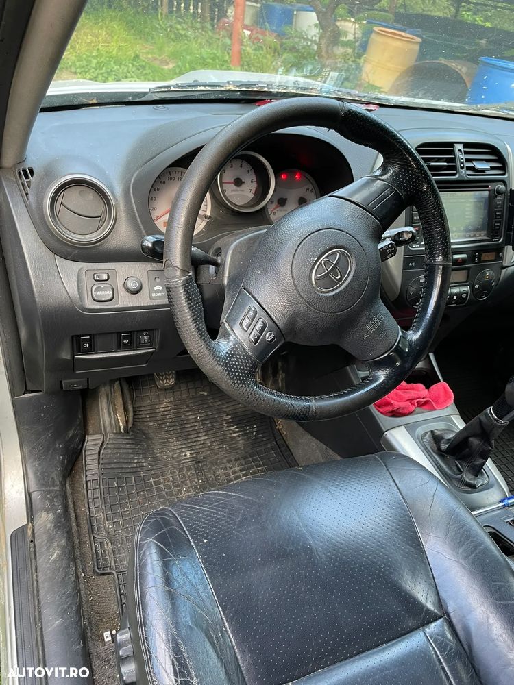 Toyota RAV4 D-4D 4x4 Executive - 7