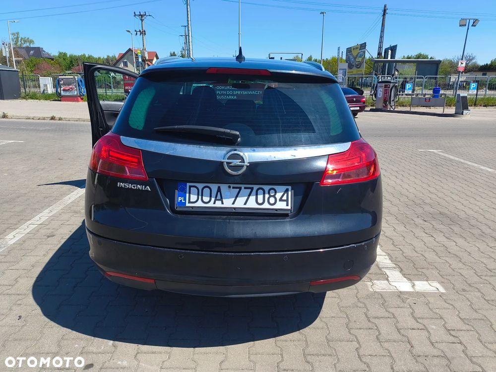 Opel Insignia 2.0 CDTI - 11