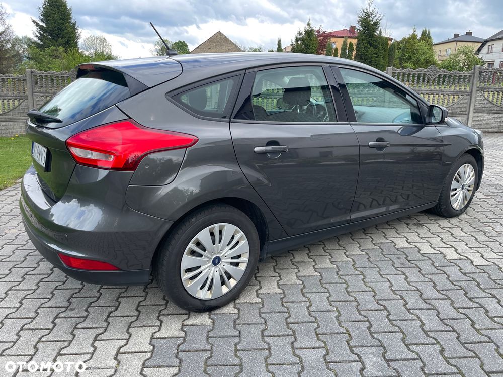 Ford Focus 1.5 TDCi Trend - 6
