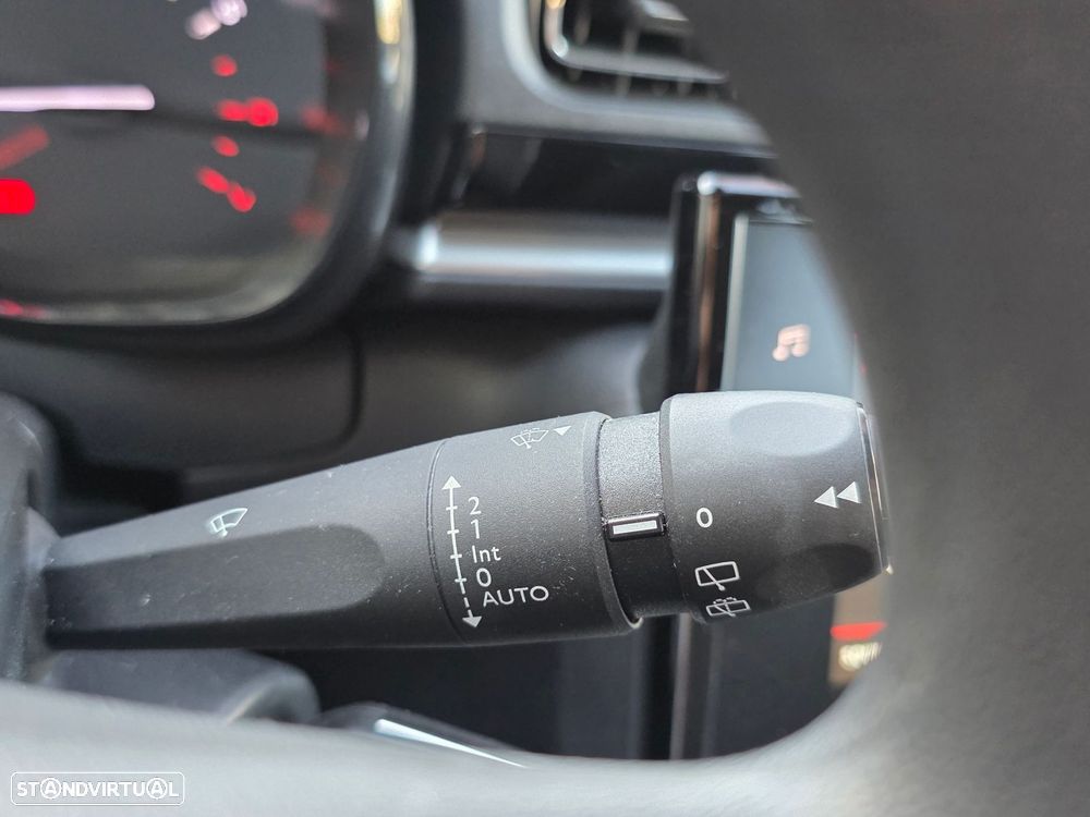 Citroën C3 1.2 PureTech Plus - 21
