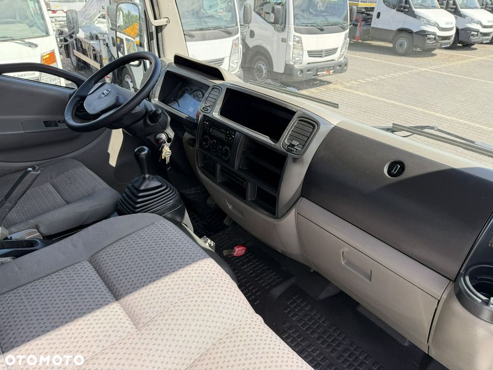 Nissan Cabstar - 25