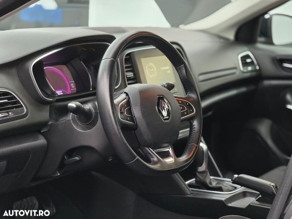 Renault Megane - 8