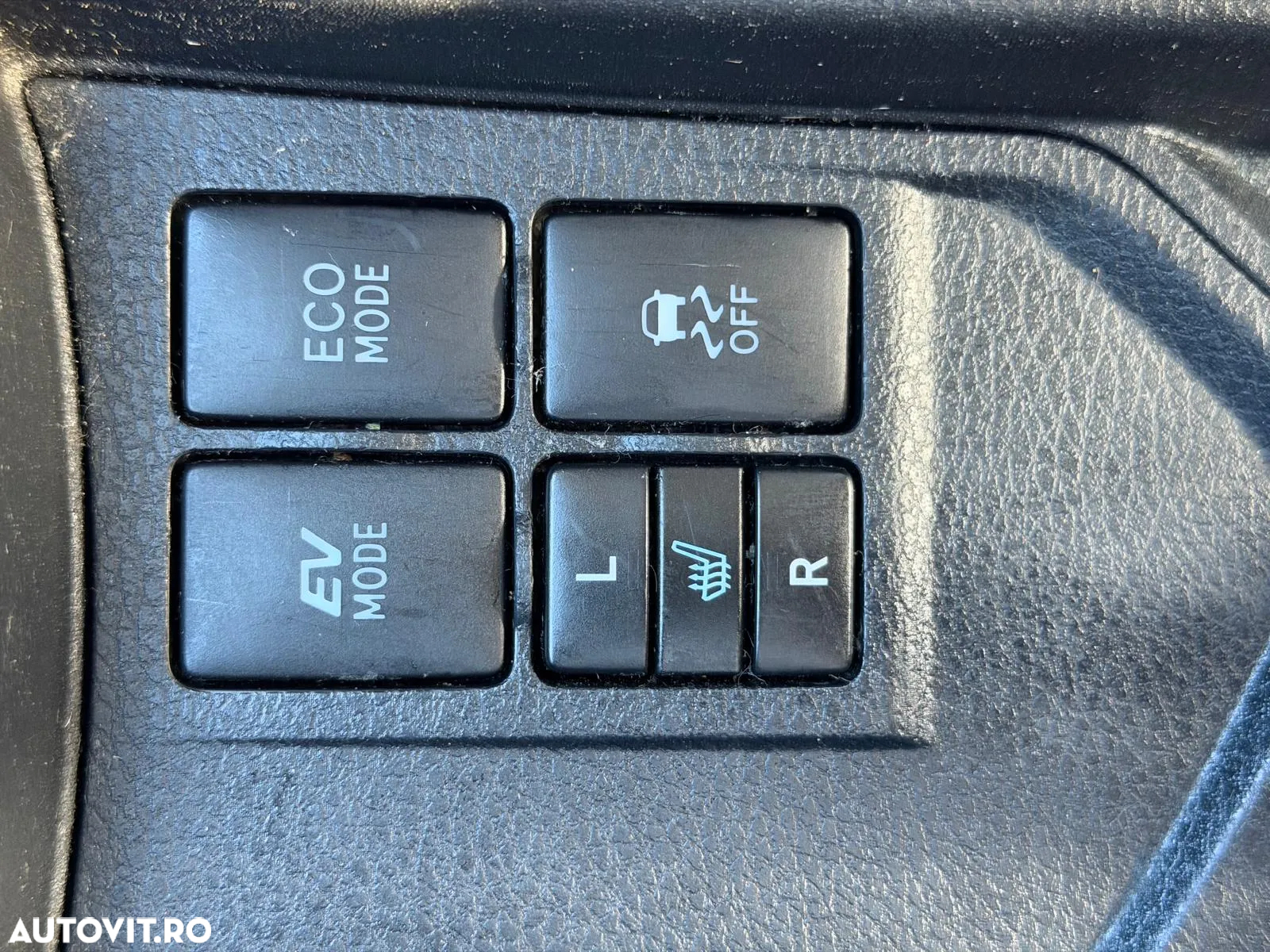 Toyota Yaris 1.5 VVT-i HSD Sol - 26