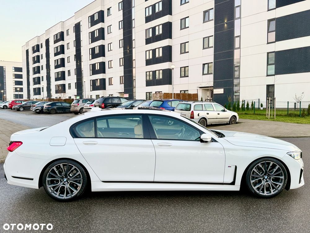 BMW Seria 7 750Li xDrive sport - 40