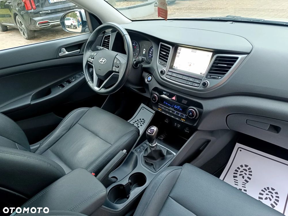 Hyundai Tucson 1.7 CRDI BlueDrive GO 2WD - 34