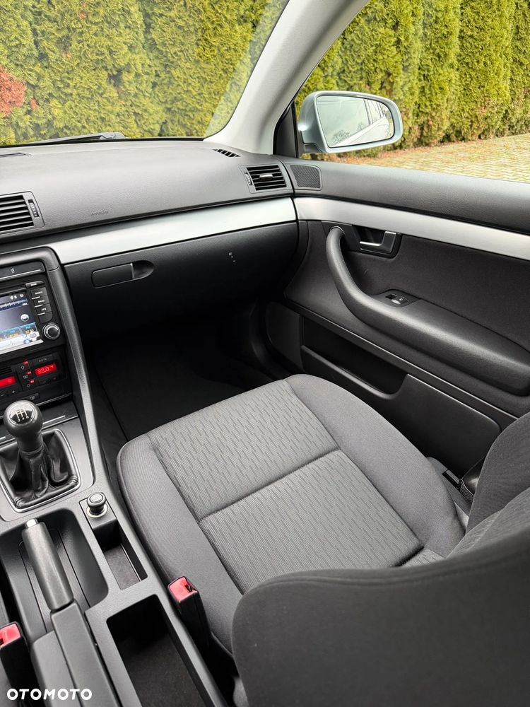 Audi A4 Avant 1.8 T - 32