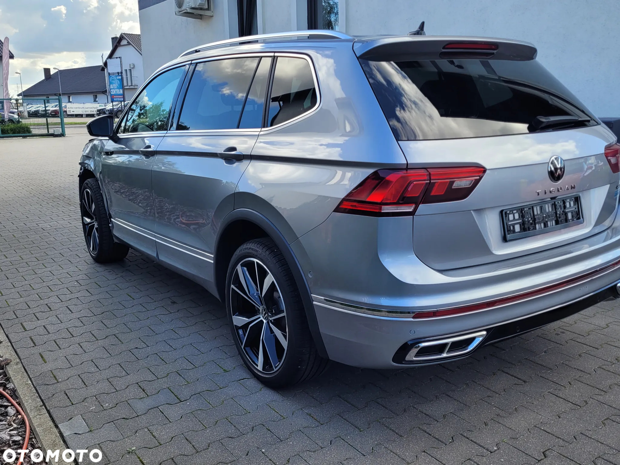 Volkswagen Tiguan 2.0 TSI 4Mot R-Line DSG - 7