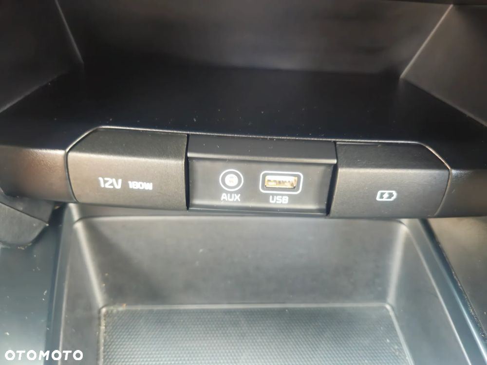Kia Ceed 1.0 T-GDI 120 OPF Vision - 38
