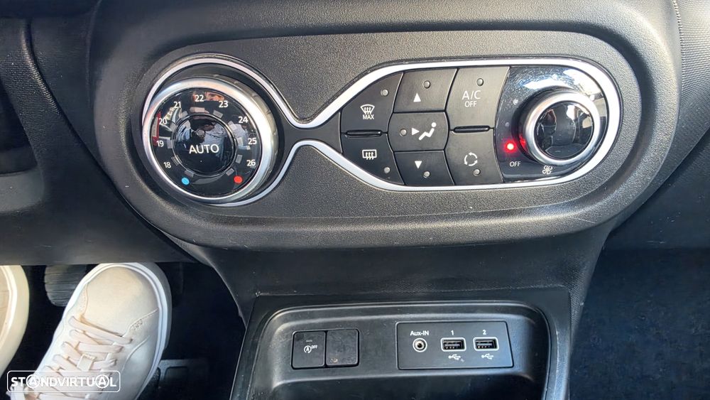Renault Twingo 1.0 SCe Equilibre - 23