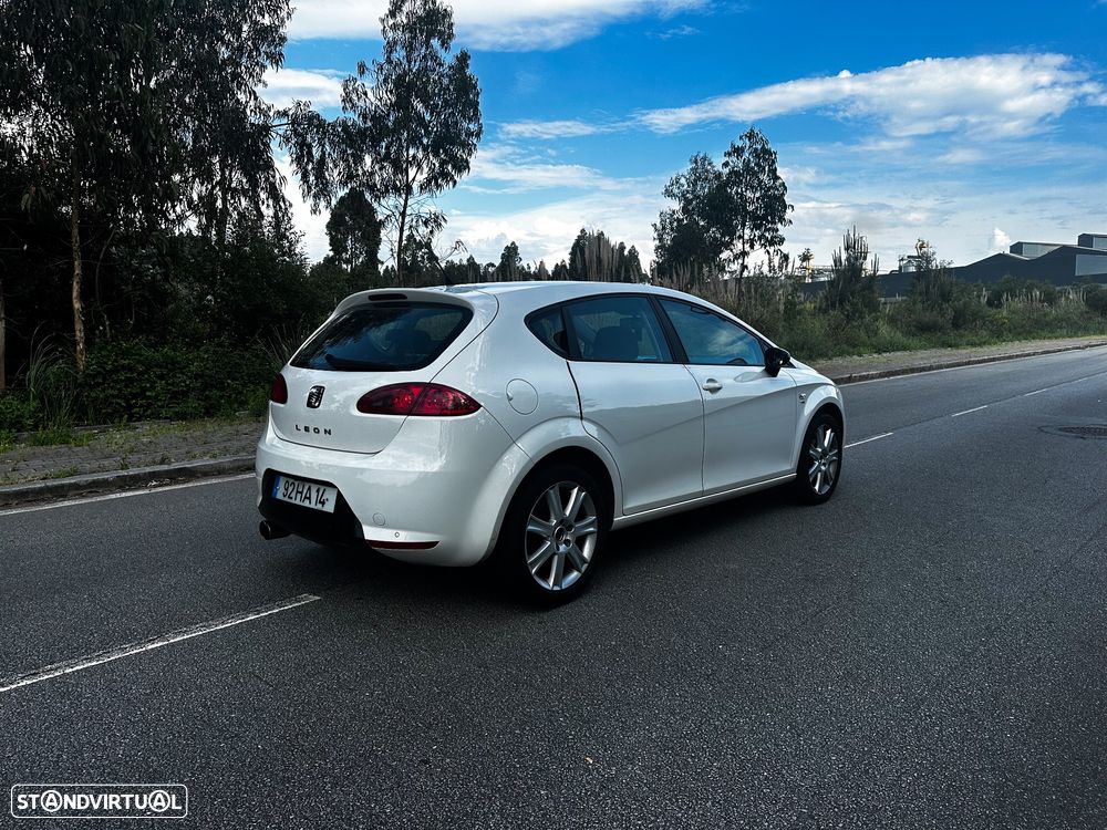 SEAT Leon 2.0 TDI Stylance - 1