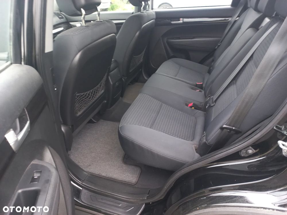 Kia Sorento 2.4 CVVT Attract - 12
