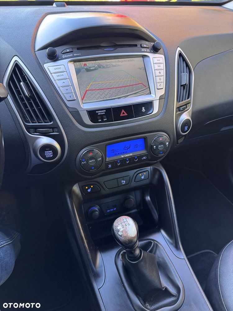 Hyundai ix35 1.7 CRDi 2WD blue Style - 14