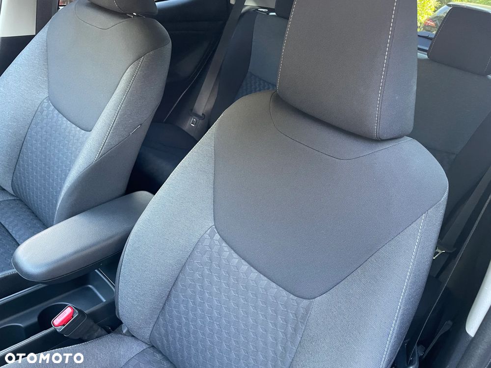Toyota Yaris - 18