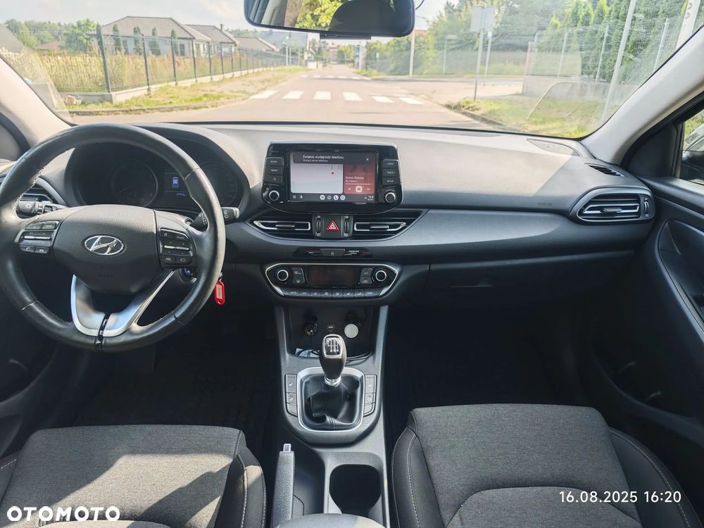 Hyundai i30 1.5 DPI Comfort - 8