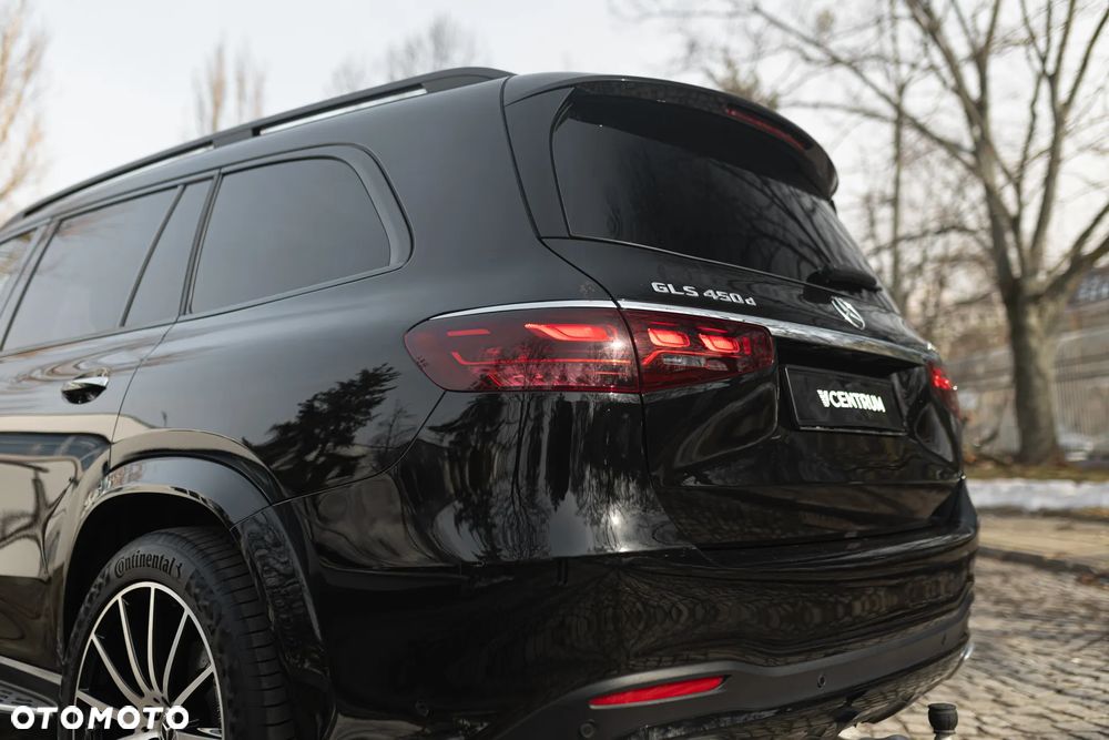 Mercedes-Benz GLS - 13