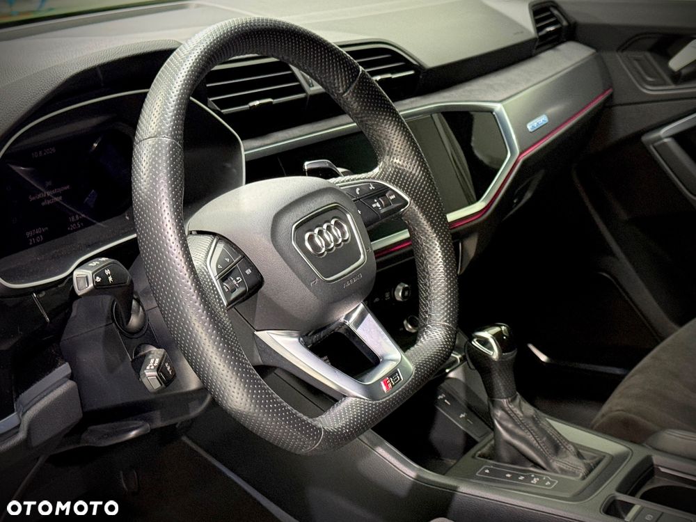 Audi RS Q3 - 10