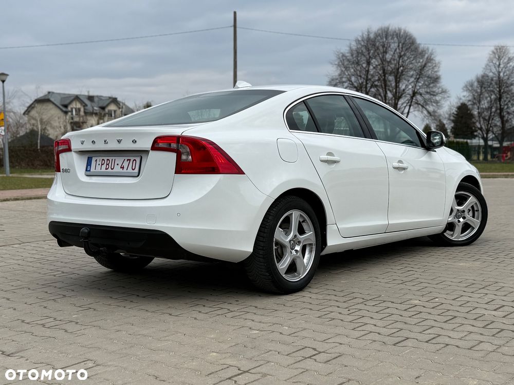 Volvo S60 DRIVe Momentum - 19