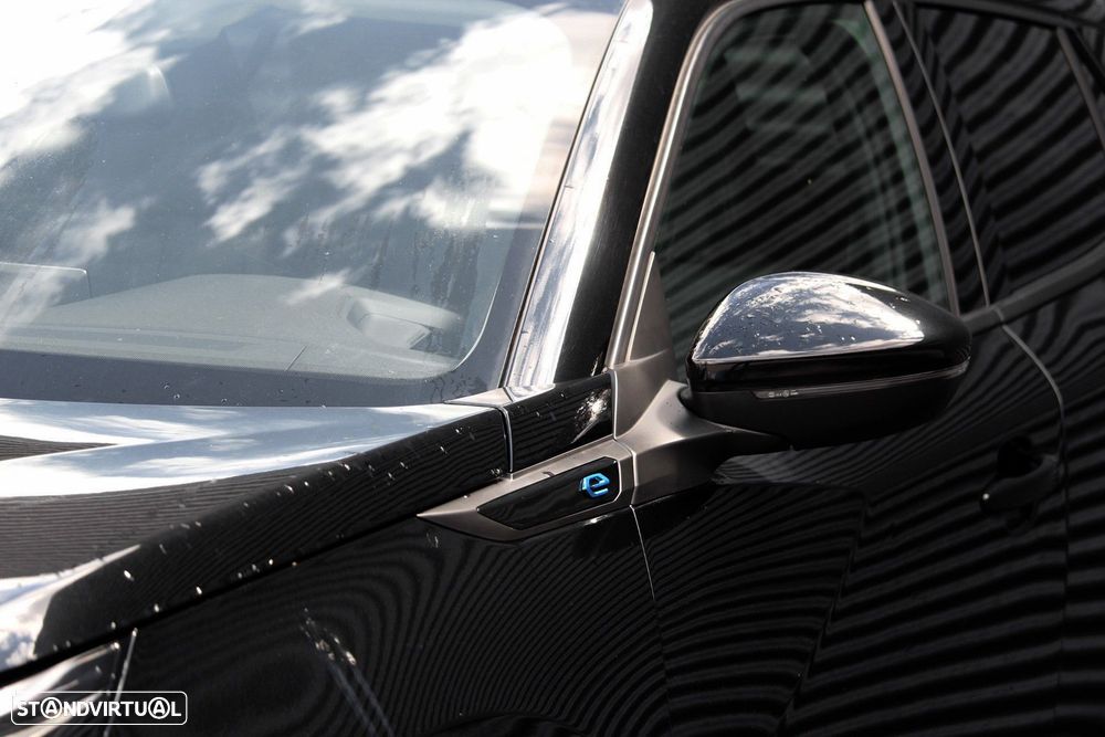 Peugeot e-2008 50 kWh Allure - 8