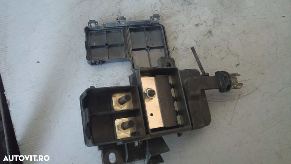 panou sigurante baterie bmw seria 7 e65 6113-8387568 - 2