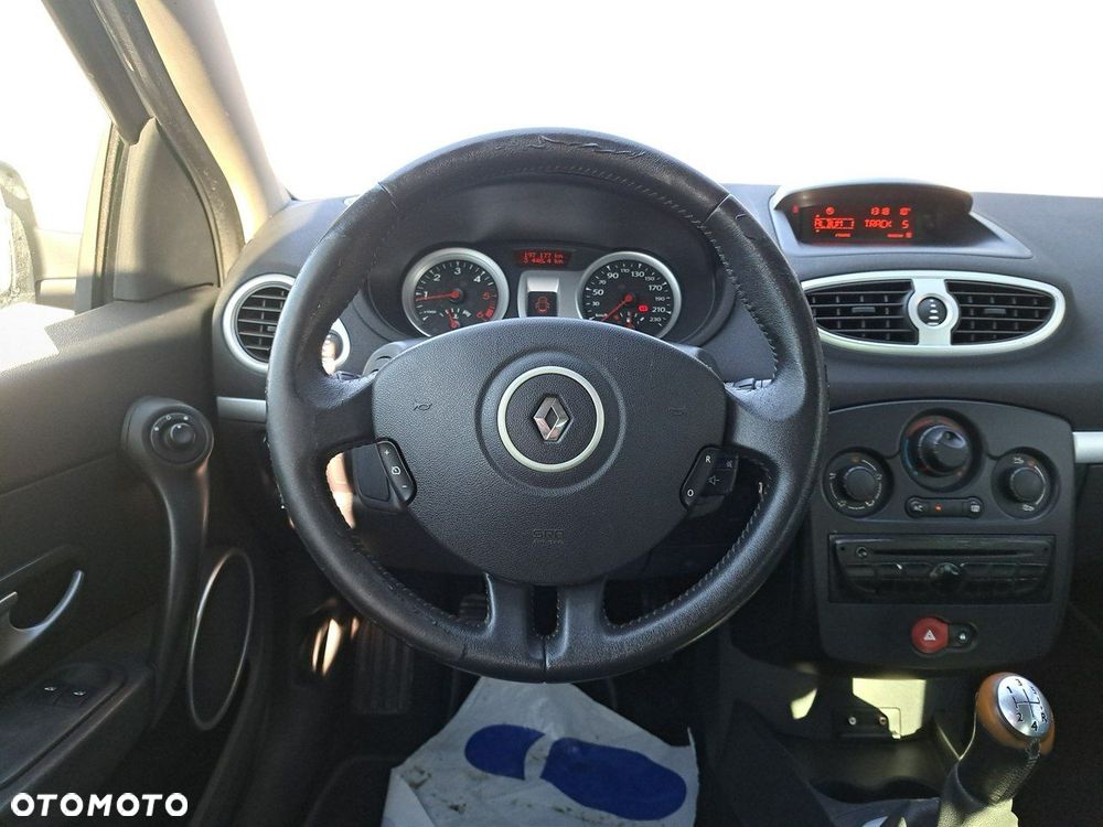 Renault Clio 1.5 dCi Privilege - 19