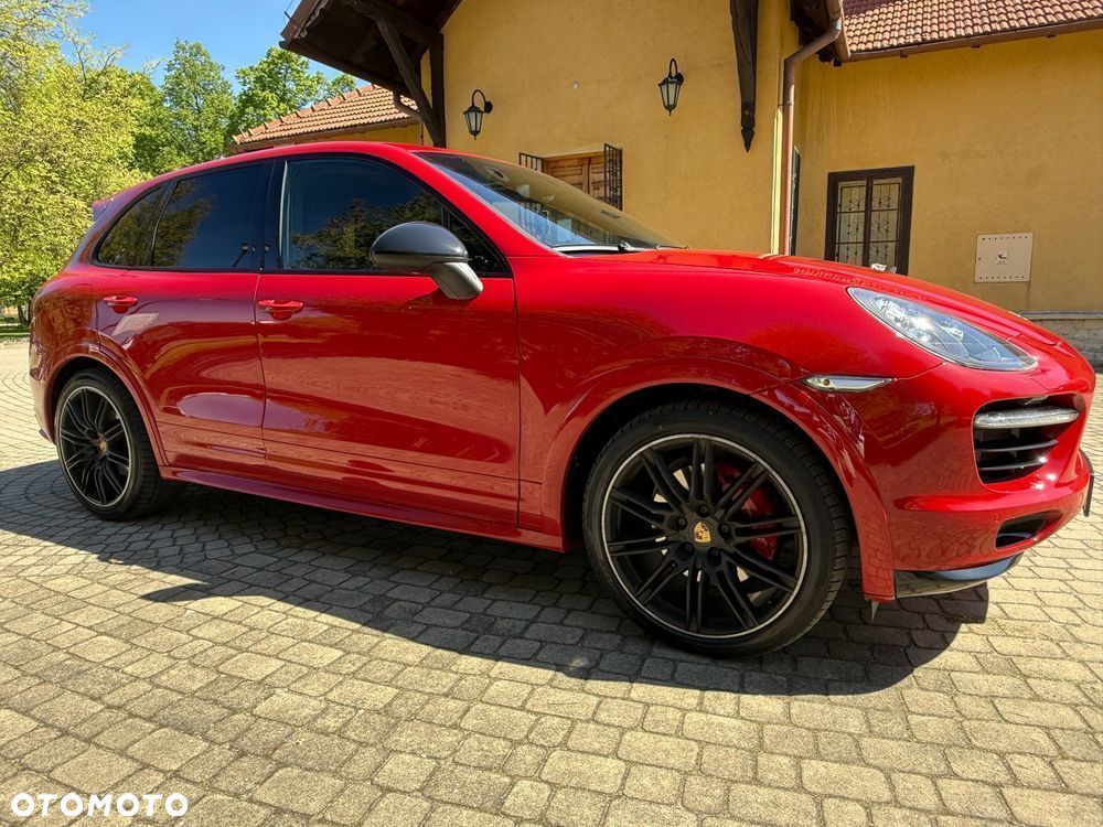 Porsche Cayenne GTS - 3