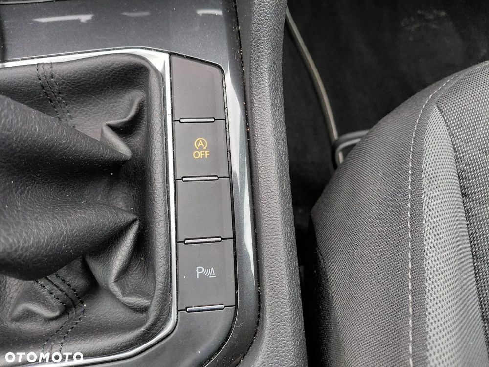 Volkswagen Tiguan 1.5 TSI ACT OPF Comfortline - 29