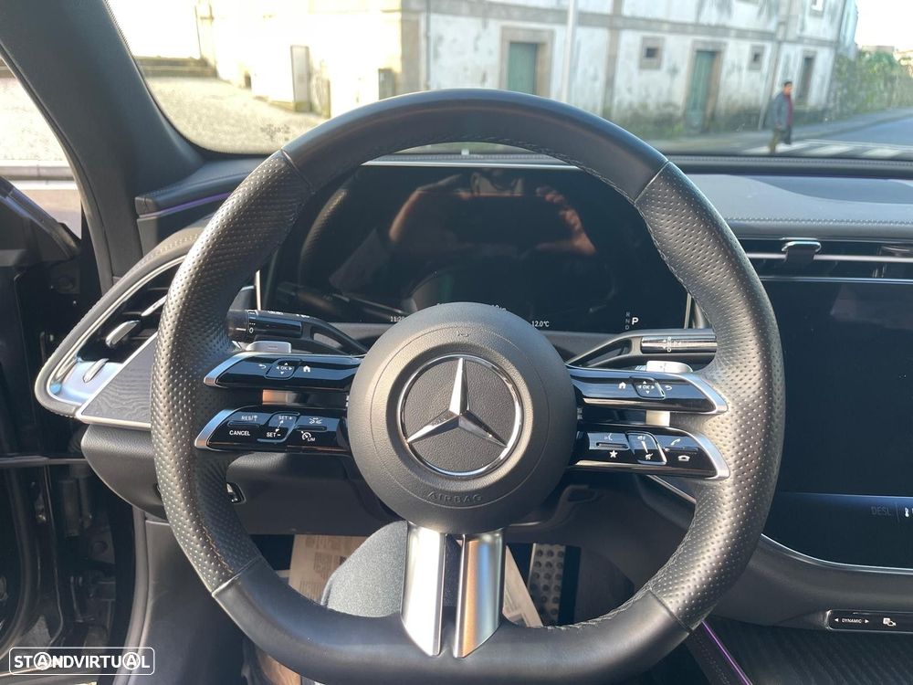 Mercedes-Benz E 220 d AMG Line - 14