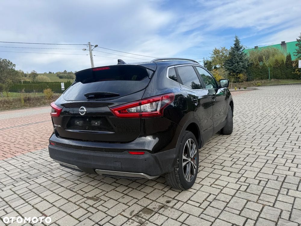 Nissan Qashqai 1.6 DCi Xtronic TEKNA - 5
