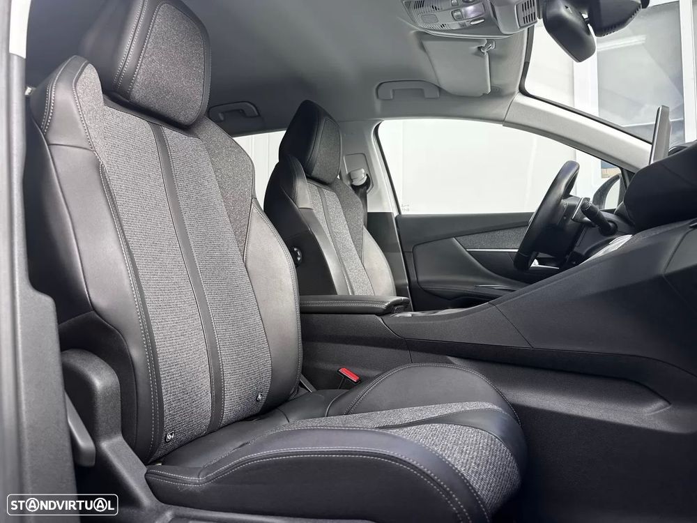 Peugeot 3008 PureTech 130 Stop & Start GPF EAT8 Allure - 12