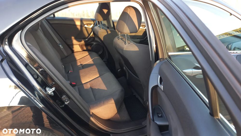 Honda Accord 2.0 Comfort - 17