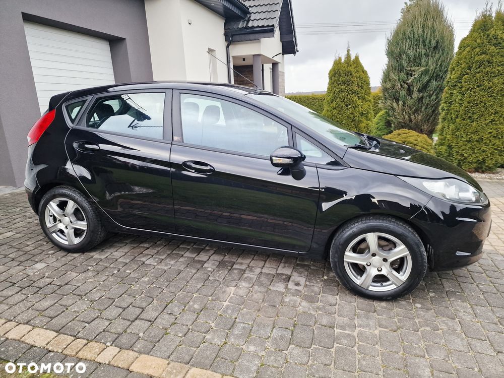 Ford Fiesta - 15