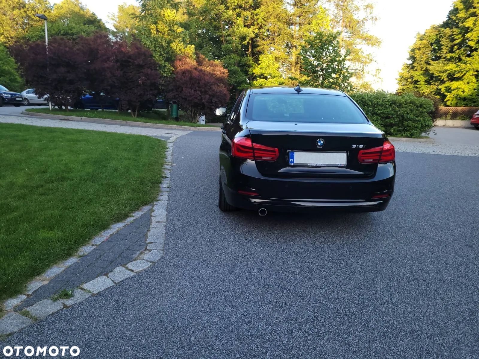 BMW Seria 3 318i - 4