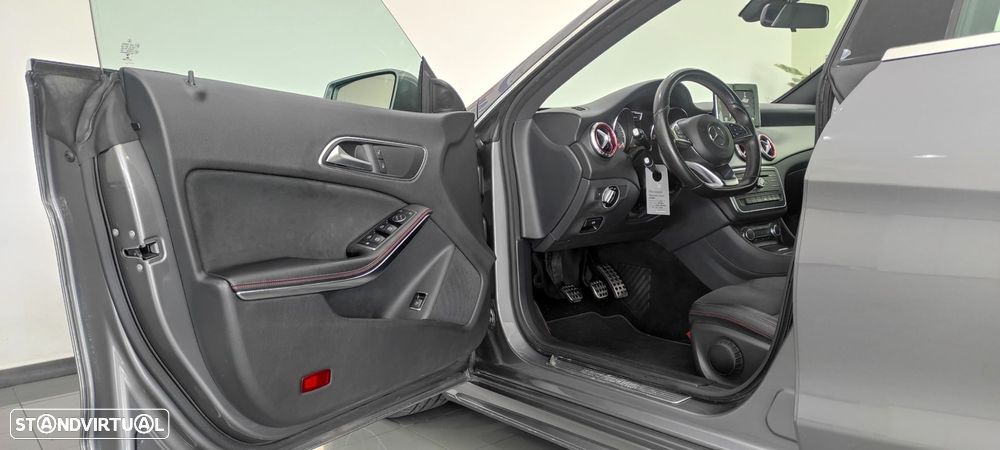 Mercedes-Benz CLA 180 CDI AMG Line - 15