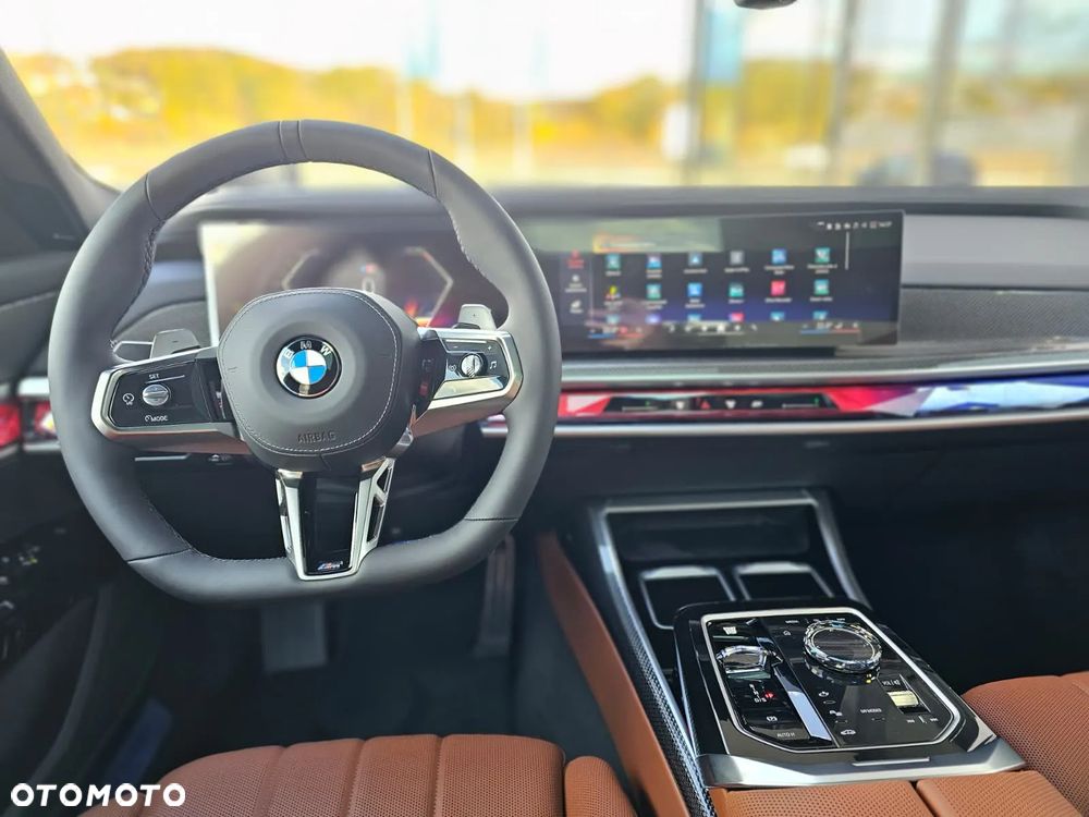 BMW Seria 7 - 23