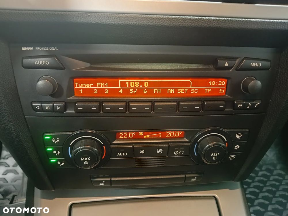 BMW Seria 3 318d DPF - 22