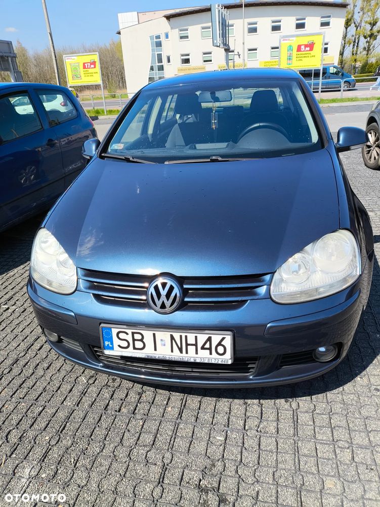 Volkswagen Golf 1.6 FSI Comfortline - 9