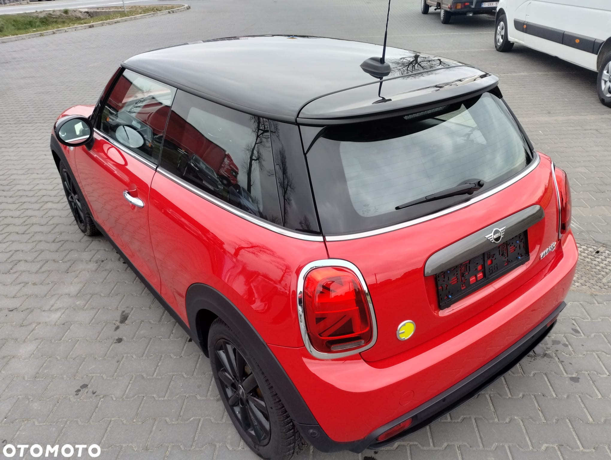 MINI Cooper SE - 15