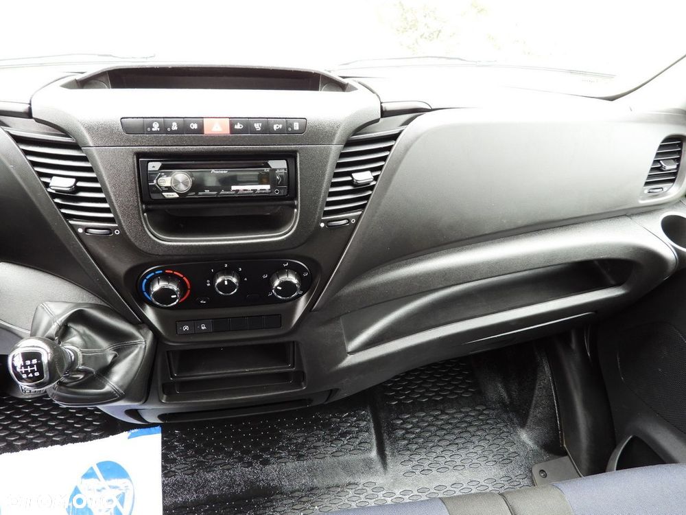 Iveco DAILY 35C14 WYWROTKA TEMPOMAT BLIŹNIACZE KOŁA  140KM - 34