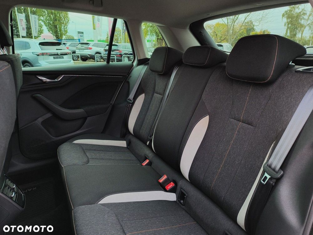 Skoda Kamiq 1.5 TSI Style DSG - 28