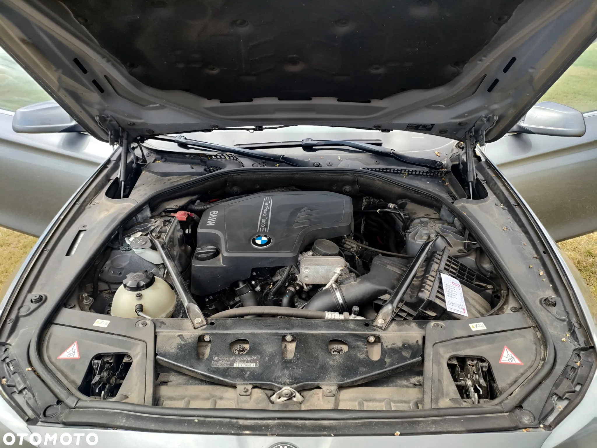 BMW Seria 5 528i xDrive - 18