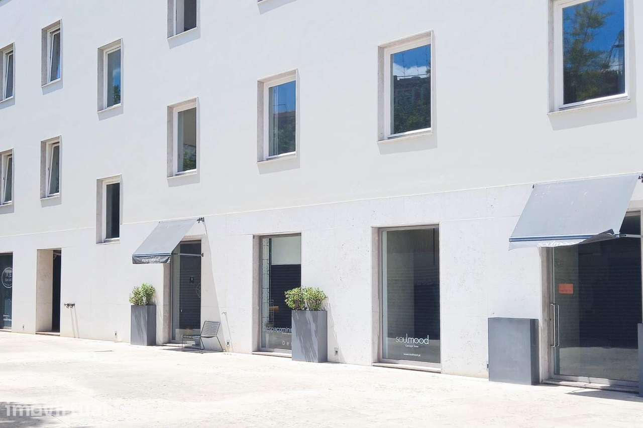 Apartamento T1 no coração do Chiado, com garagem e arrecadação - Grande imagem: 4/18