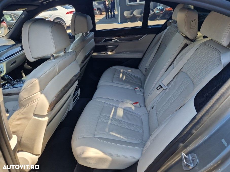 BMW Seria 7 730Ld xDrive - 7