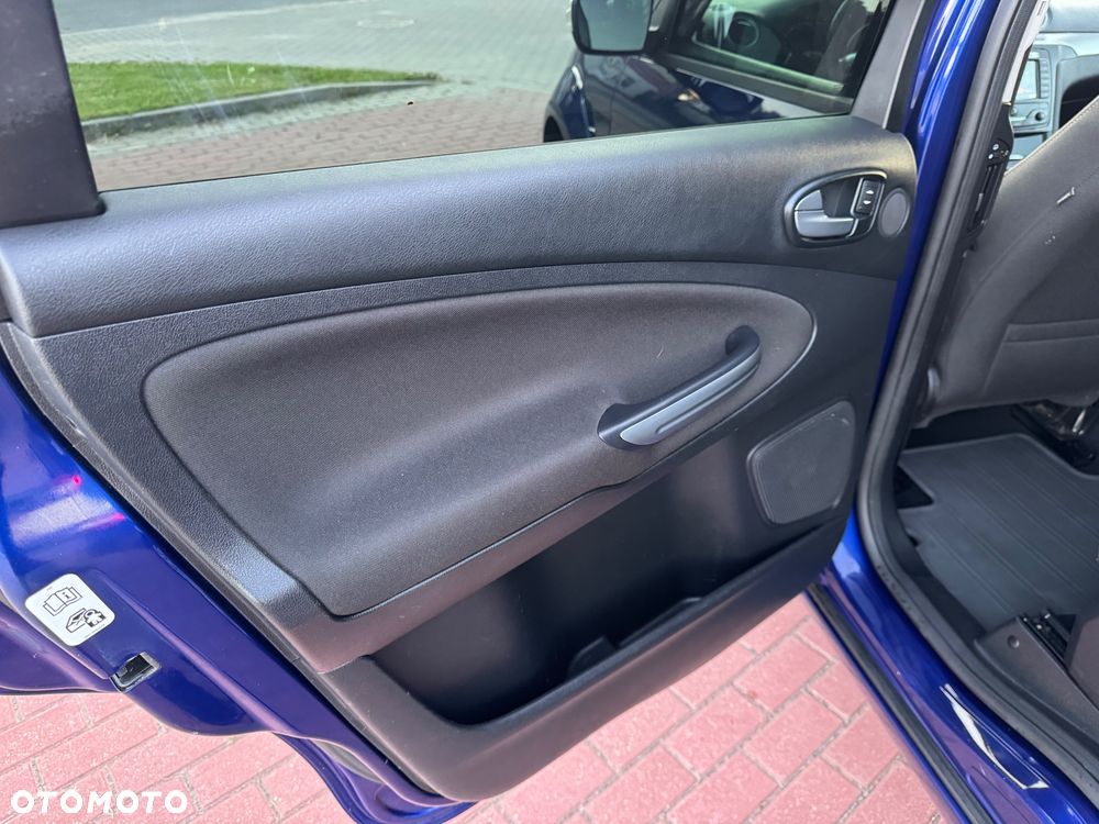 Ford S-Max 2.0 TDCi Ambiente - 14