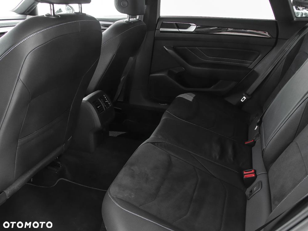 Volkswagen Arteon 2.0 TDI SCR 4Motion DSG R-Line - 13
