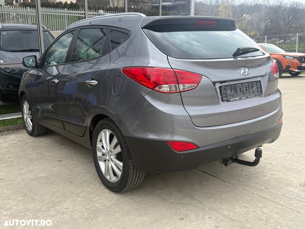 Hyundai ix35 2.0 CRDI 4WD Automatik Style - 10