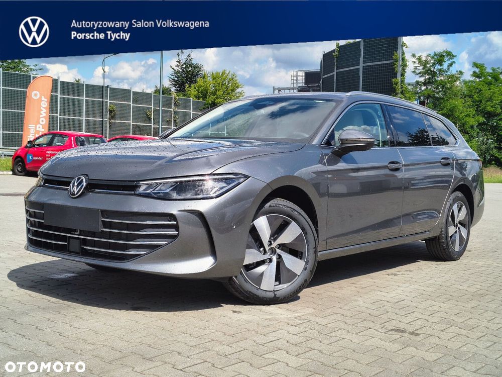 Volkswagen Passat - 1