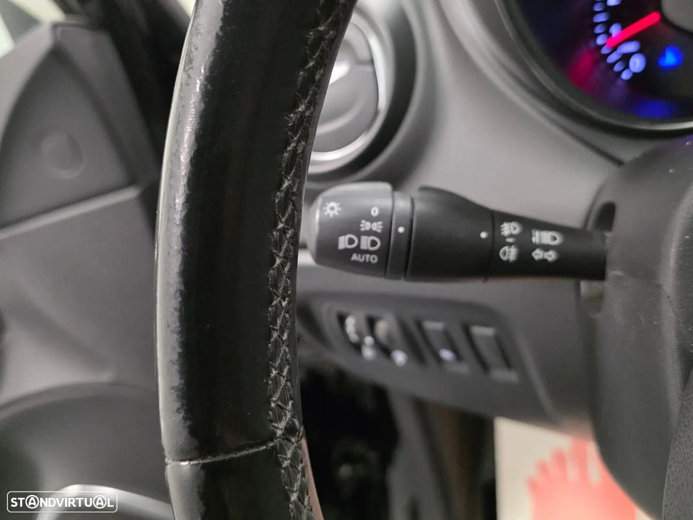 Renault Captur - 29