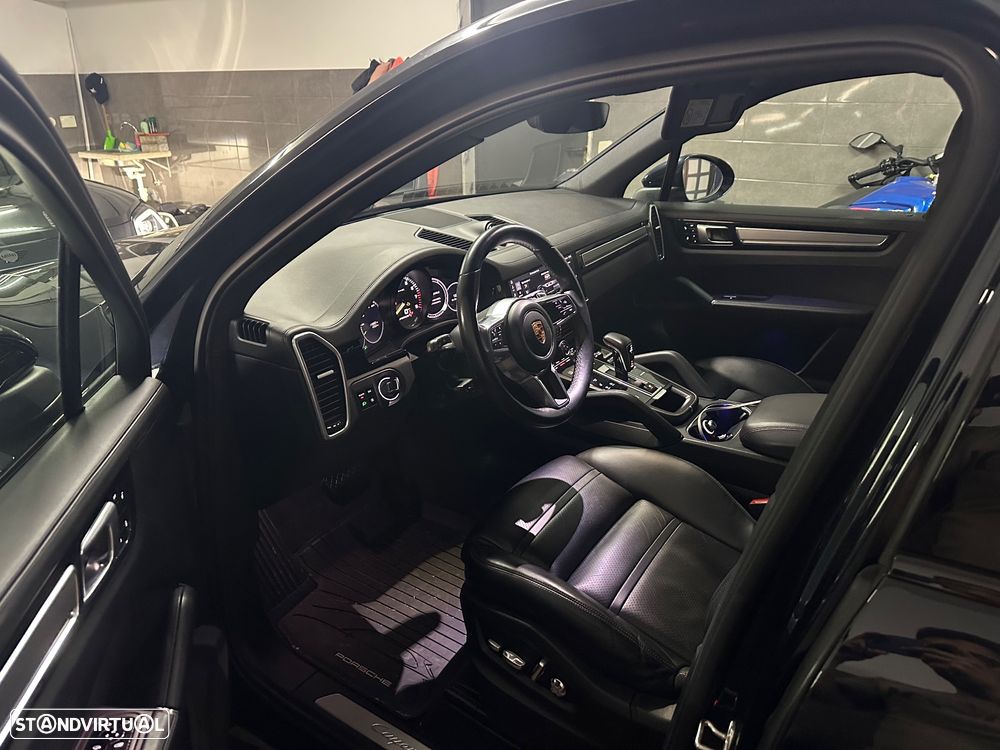 Porsche Cayenne E-Hybrid - 10
