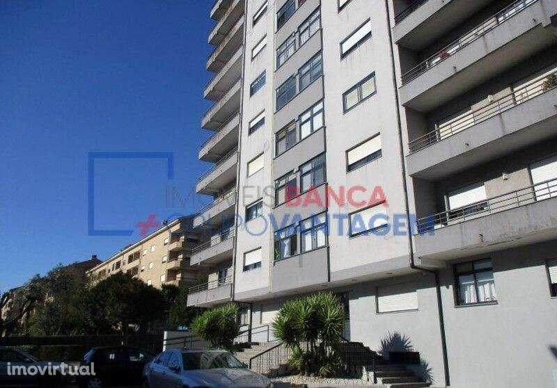 Apartamento T2 Vilar do Paraíso - Grande imagem: 2/6