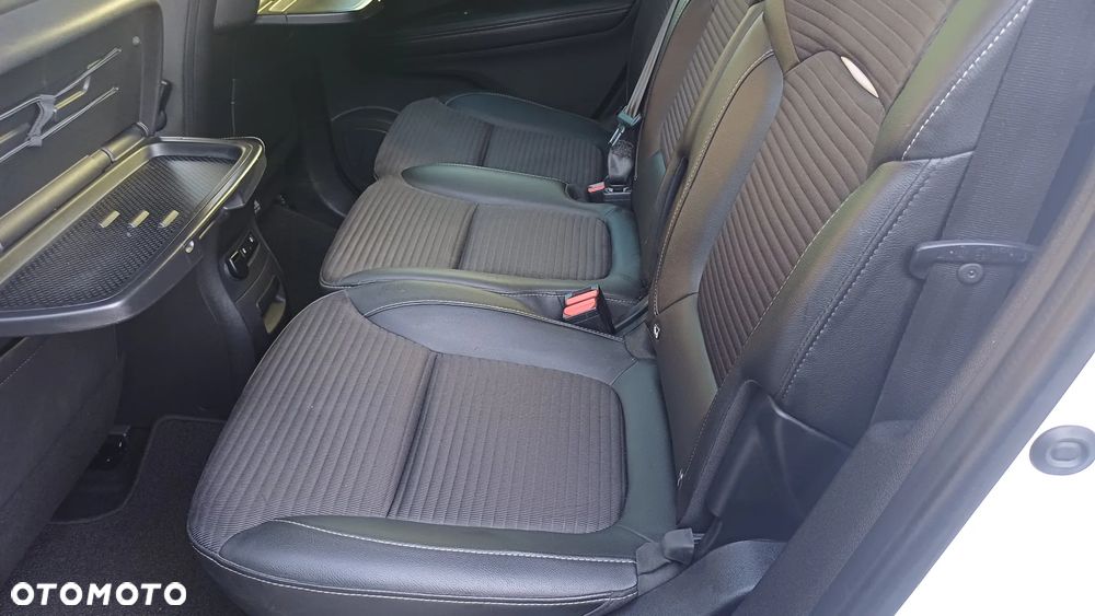Renault Scenic ENERGY dCi 130 Start & Stop Euro 6 Bose Edition - 17